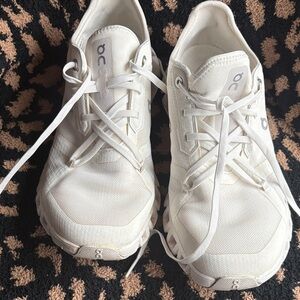 On Running Women's Cream Sneakers